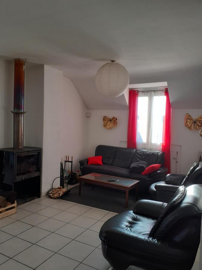 Appartement Spacieux Et Lumineux Oloron-Sainte-Marie Exterior foto